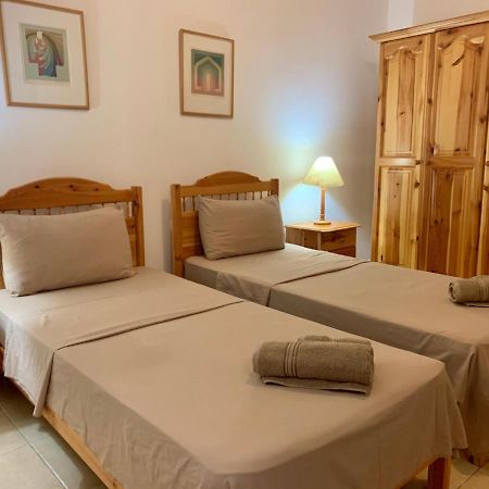 Tal-Mirakli Appartement Għarb Buitenkant foto