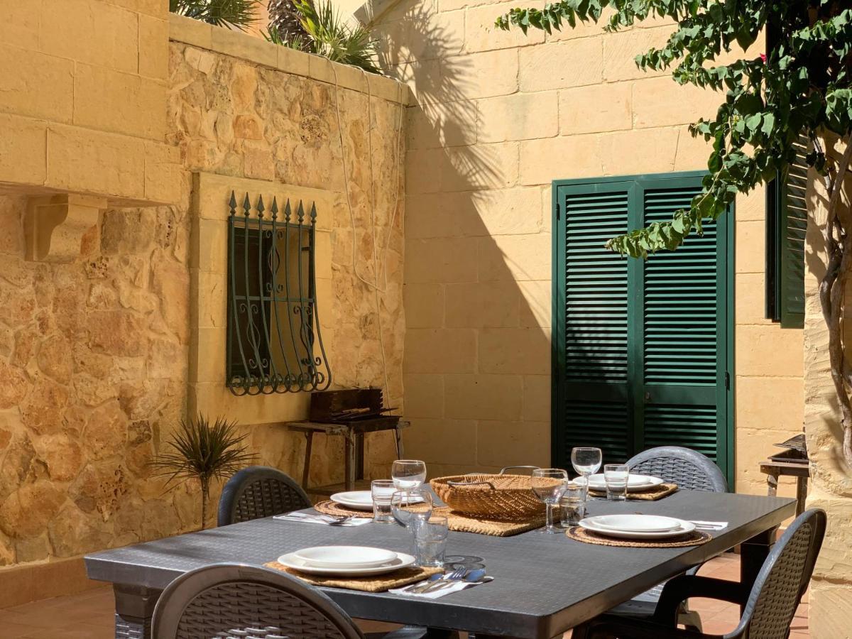 Tal-Mirakli Appartement Għarb Buitenkant foto