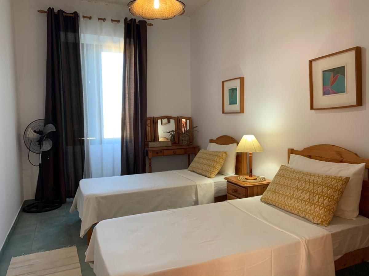 Tal-Mirakli Appartement Għarb Buitenkant foto