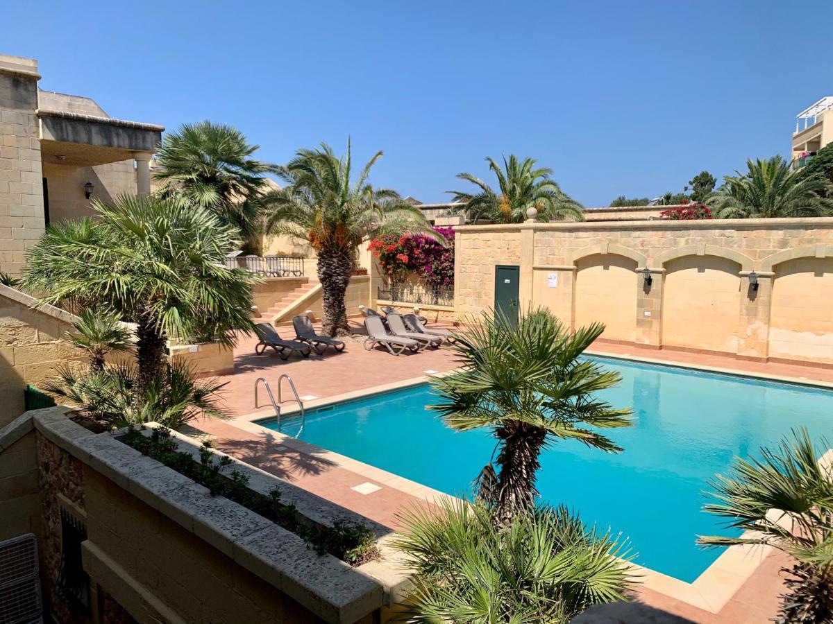 Tal-Mirakli Appartement Għarb Buitenkant foto