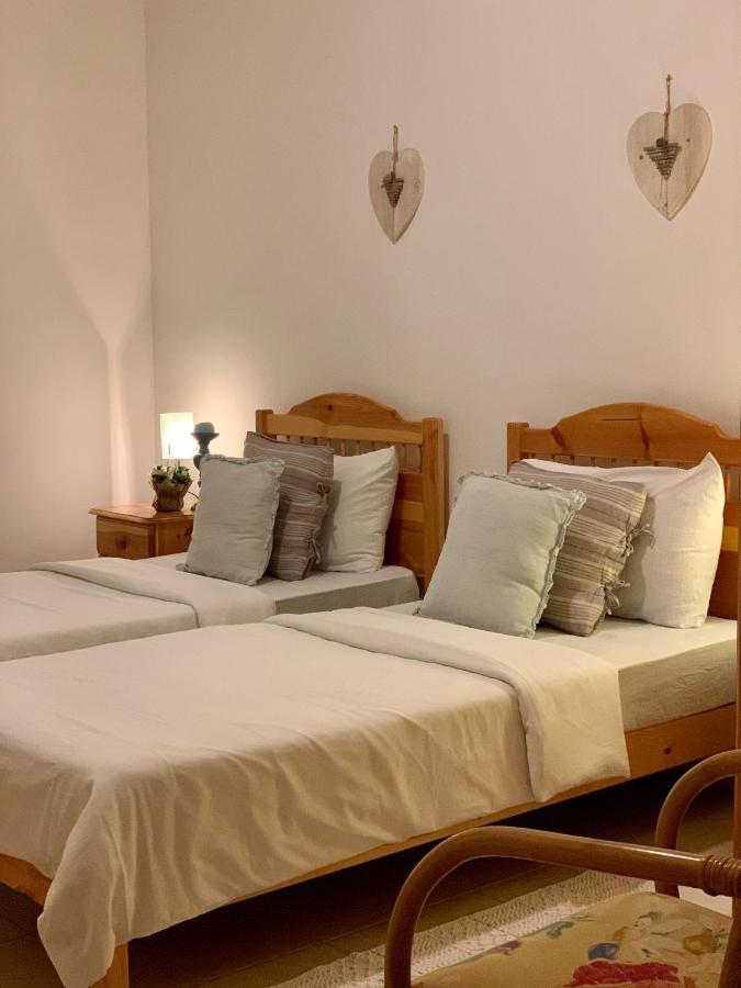 Tal-Mirakli Appartement Għarb Buitenkant foto
