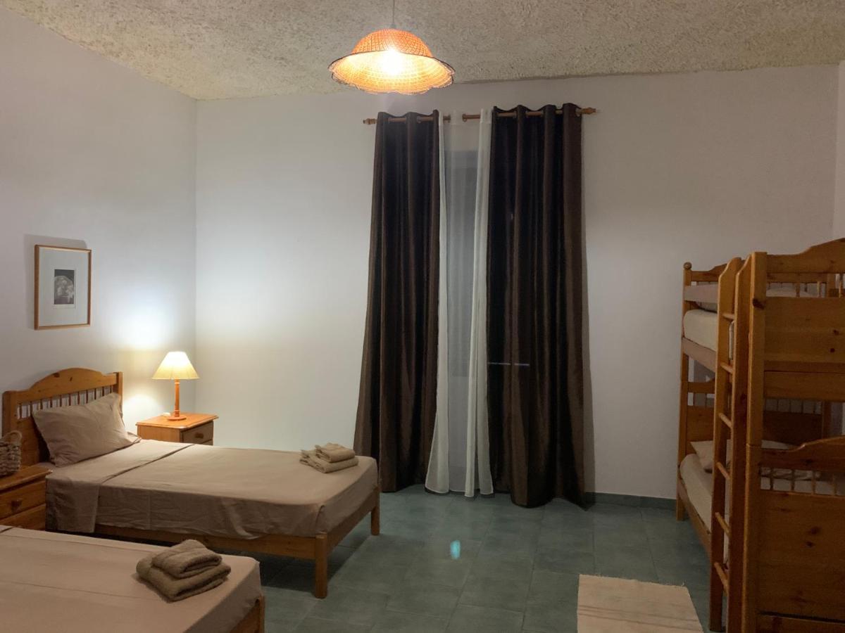 Tal-Mirakli Appartement Għarb Buitenkant foto