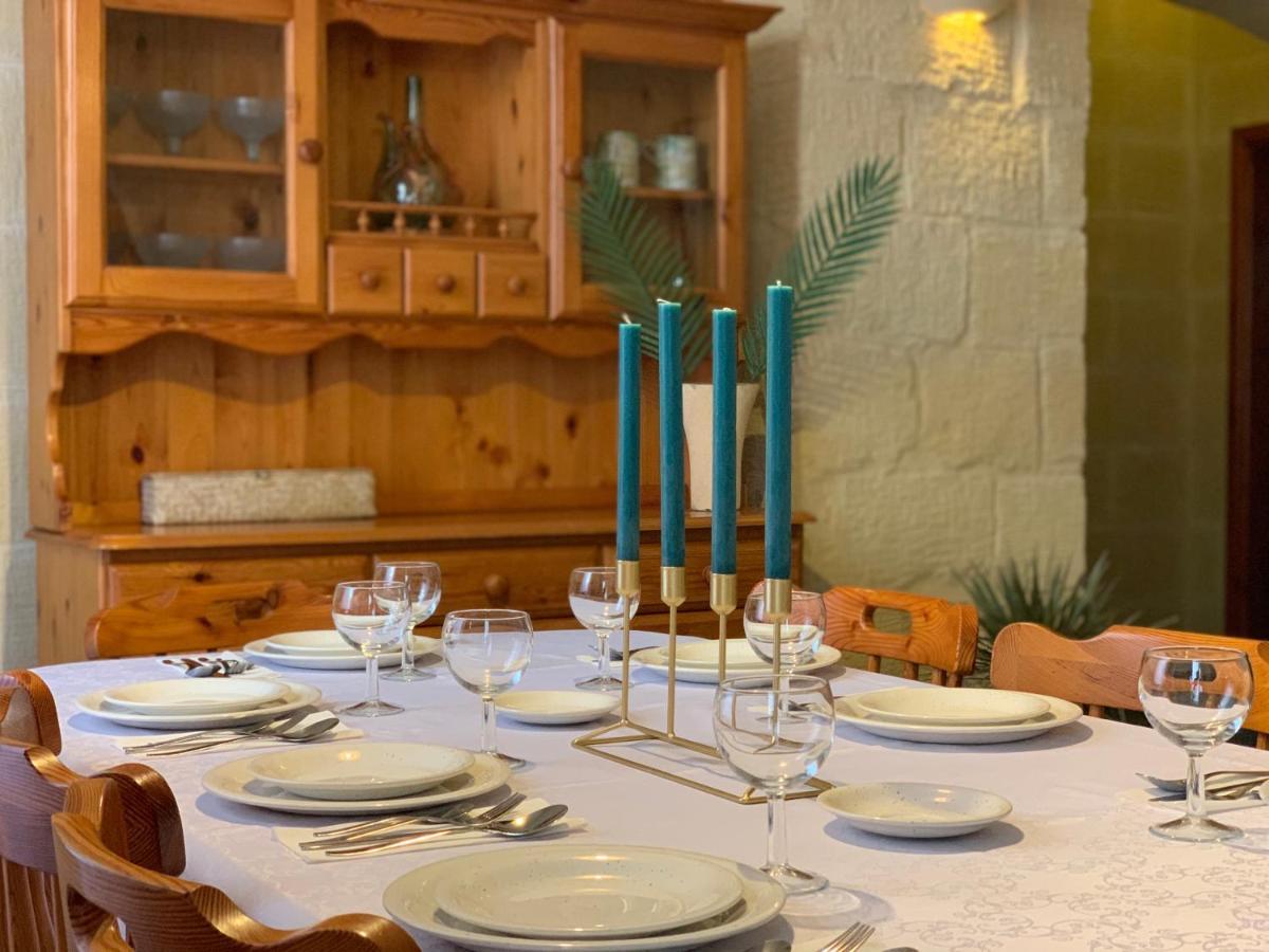 Tal-Mirakli Appartement Għarb Buitenkant foto