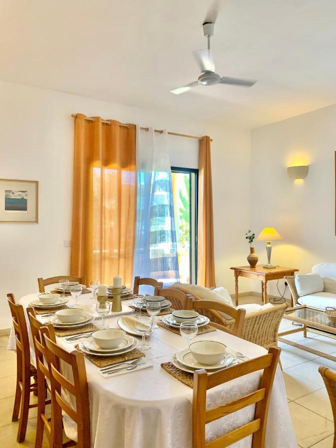 Tal-Mirakli Appartement Għarb Buitenkant foto