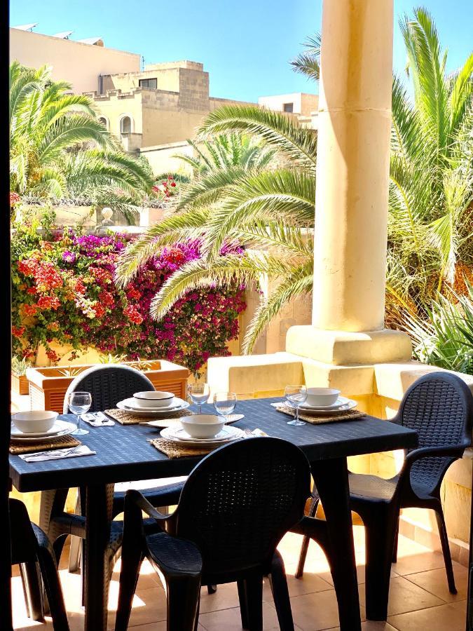 Tal-Mirakli Appartement Għarb Buitenkant foto