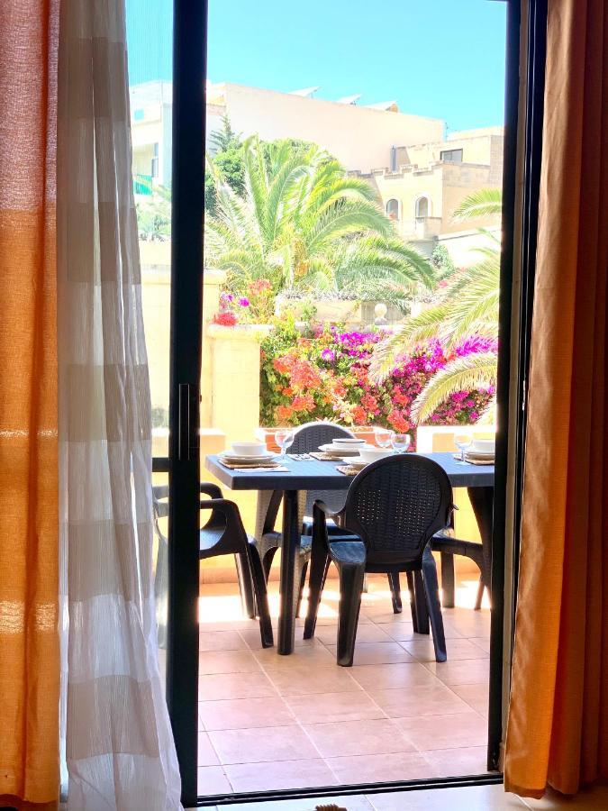 Tal-Mirakli Appartement Għarb Buitenkant foto