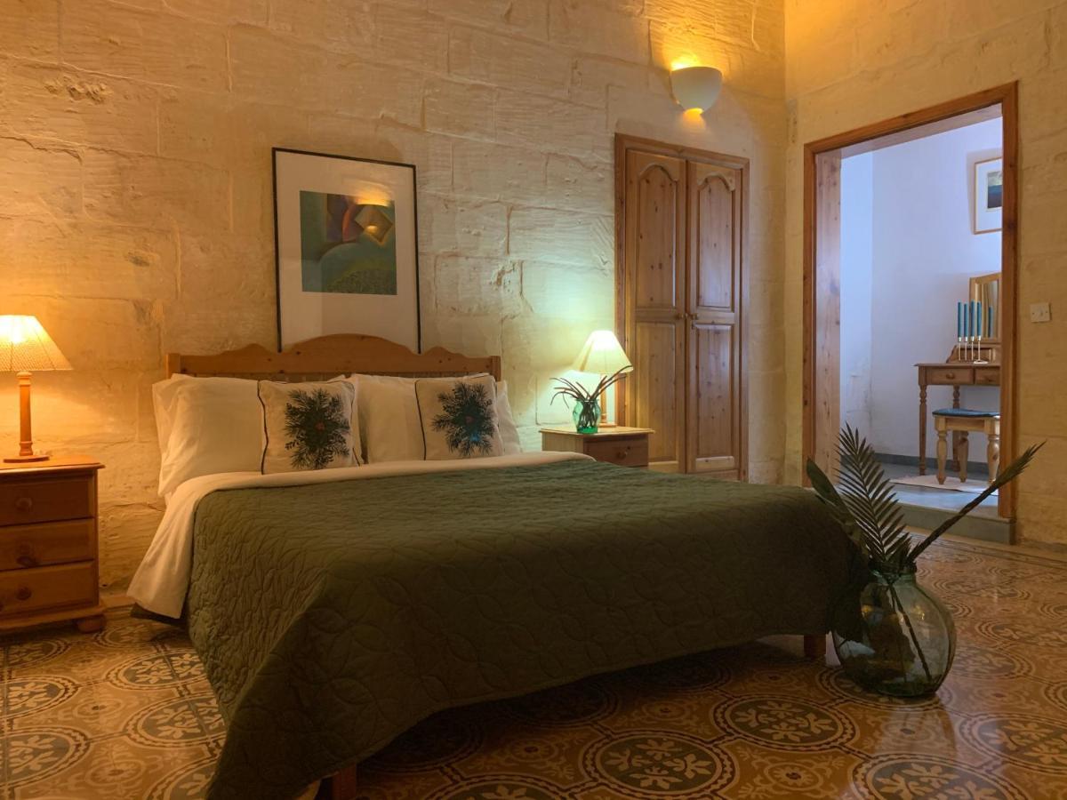 Tal-Mirakli Appartement Għarb Buitenkant foto